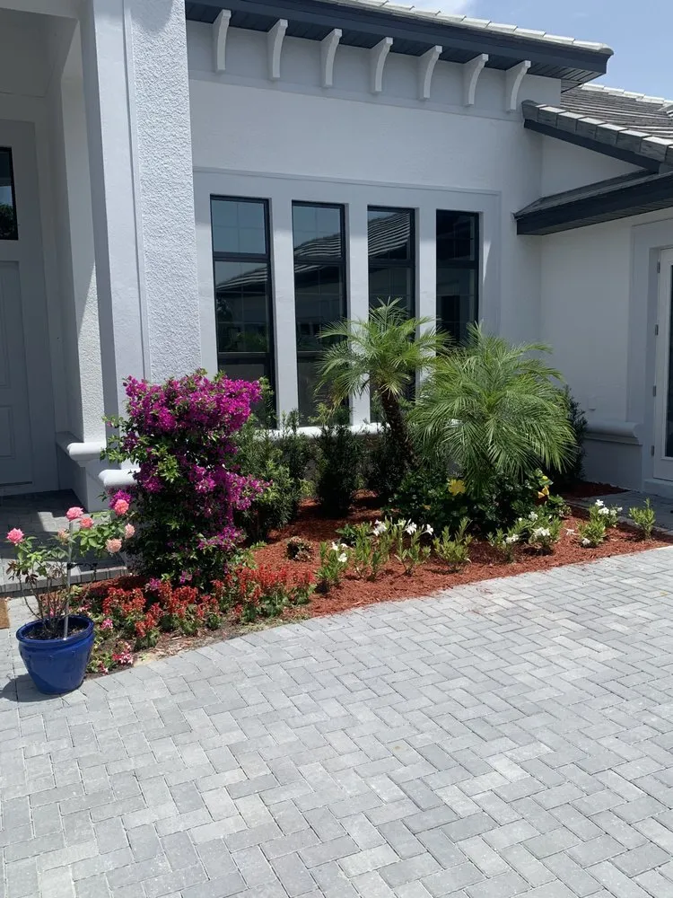 Affordable lawn care service in Miami, FL - Home and Gardens Doctor