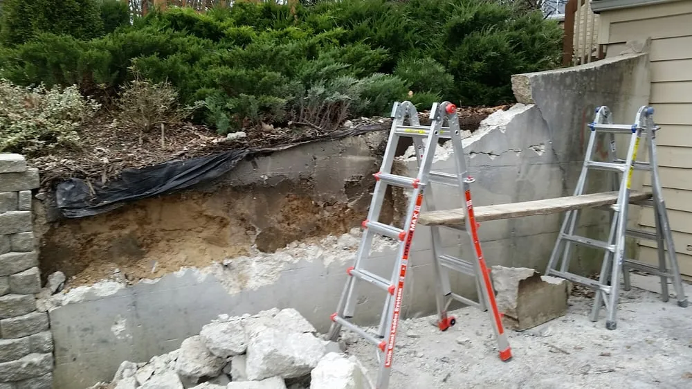 Trusted lawn care service in Wonder Lake, IL - Home and Land Maintenance