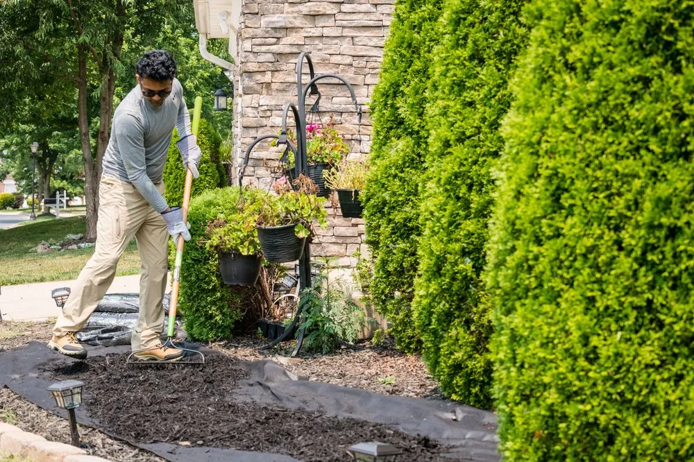 Expert lawn mowing service experts serving Frederick, MD - Home and Lawn Source