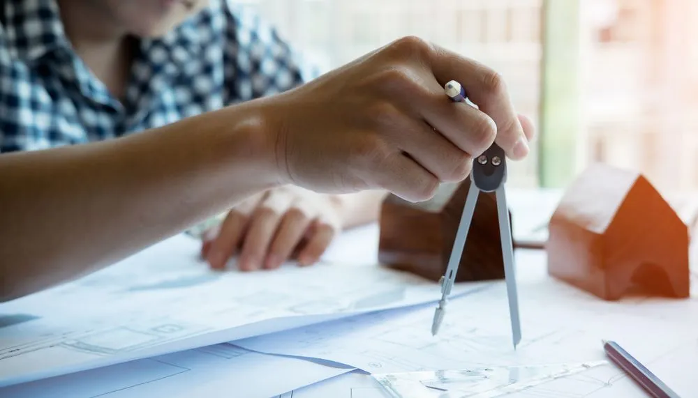 Professional yard cleanup service experts serving Rockford, IL - Home Builders Screw Capital