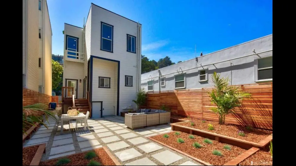 Trusted yard cleanup service for homes in San Jose, CA by Home Collective