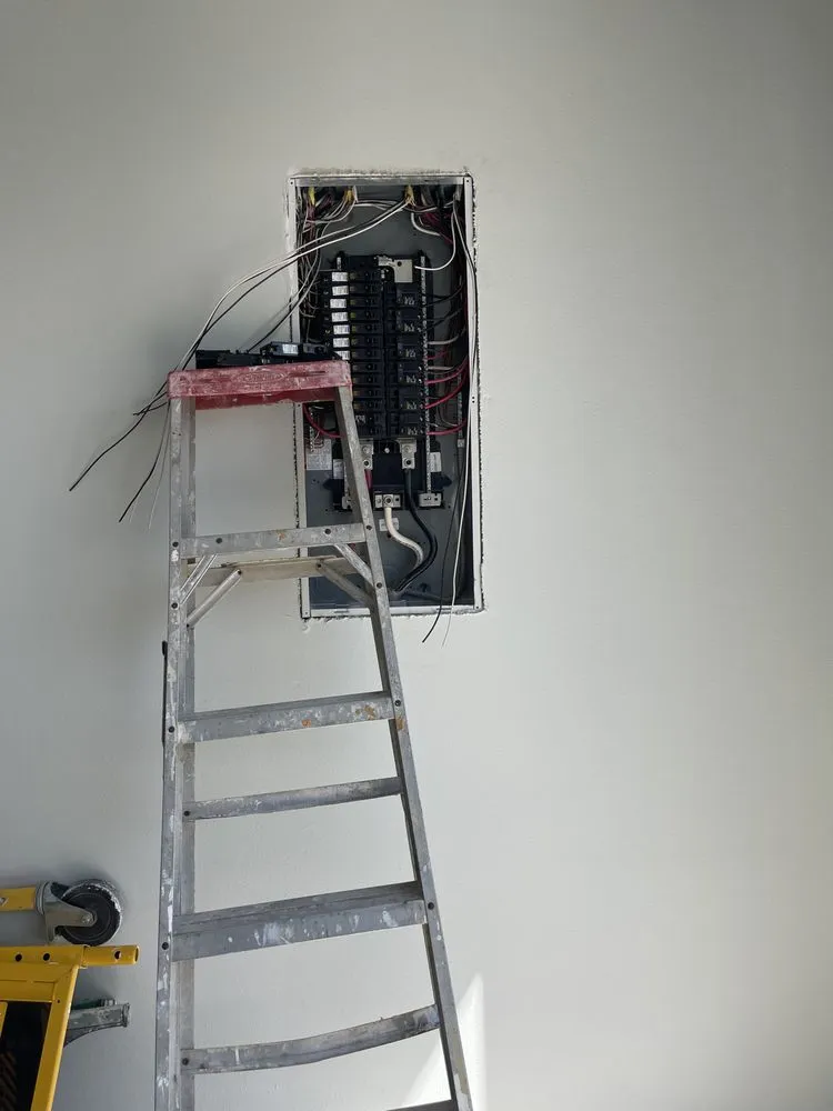 Trusted lawn mowing service experts serving Shelton, WA - Home Garden Landscaping