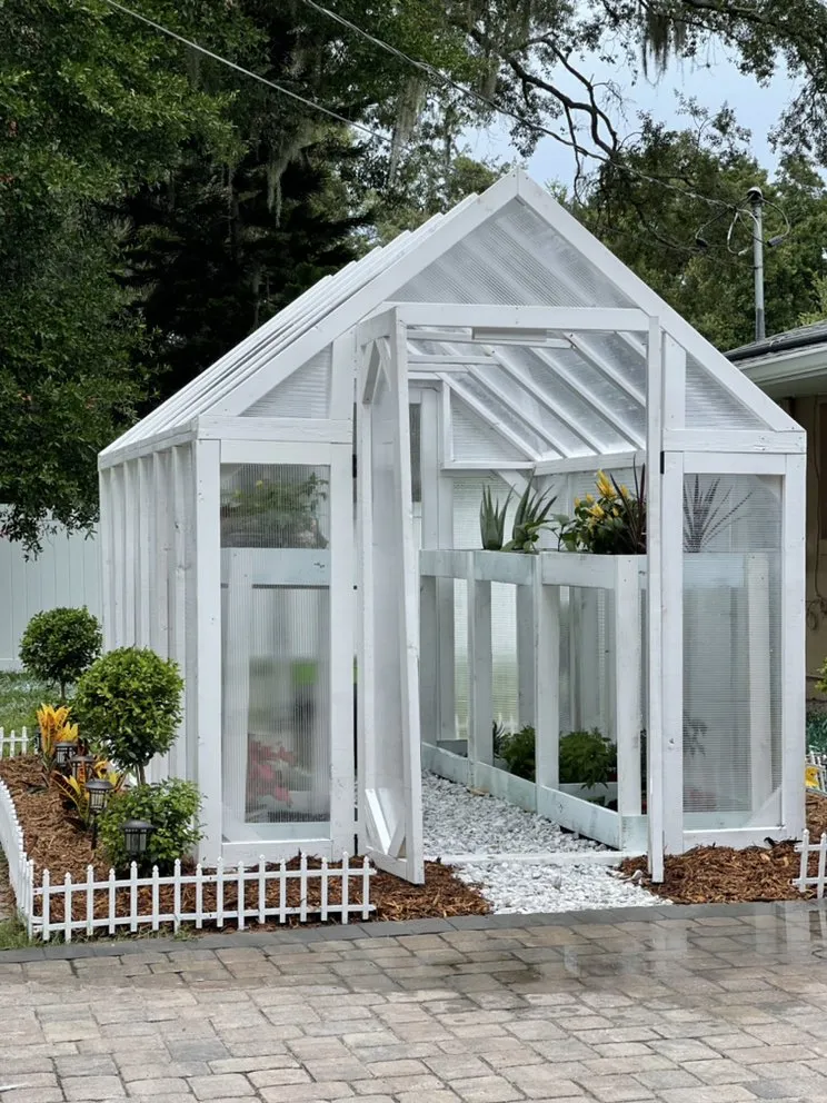 Trusted landscape installation for homes in Altamonte Springs, FL by Home Harvest