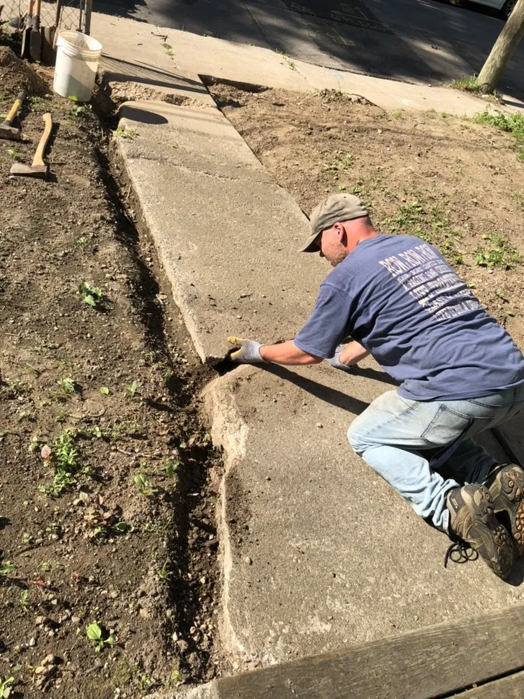 Local outdoor landscaping for homes in West Haven, CT by Home Help Network