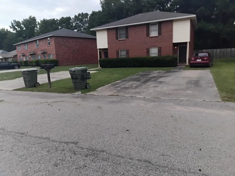 Local yard maintenance experts serving Sumter, SC - Home Lawn Solution