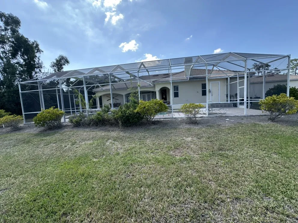 Top-rated lawn care service in Fort Myers, FL by Home Maintenance