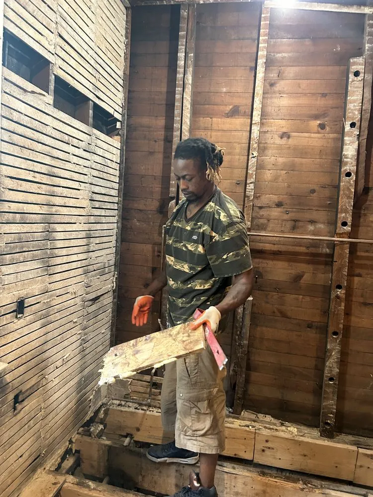 Reliable residential landscaping in Toledo, OH by Home Remodelers1