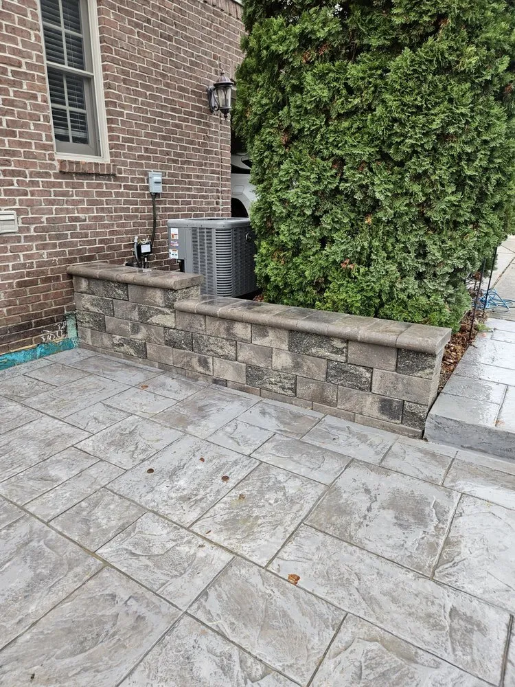 Reliable outdoor landscaping for beautiful yards across Indianapolis, IN - Home Root