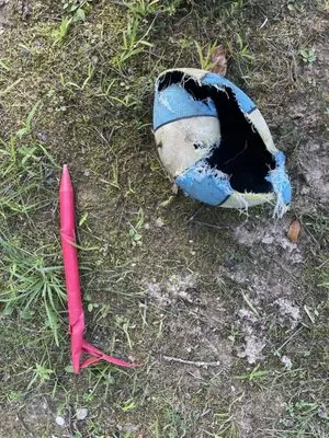 Home Run Lawn & Home Repairs Logo