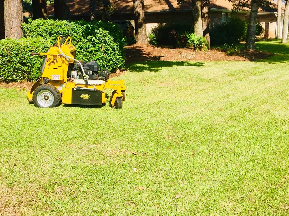 Reliable garden landscaping for residential properties across Navarre, FL - Home Run Lawn Cuts