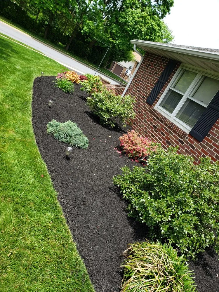 Top-rated yard maintenance in Hamburg, PA by Home Scape Services