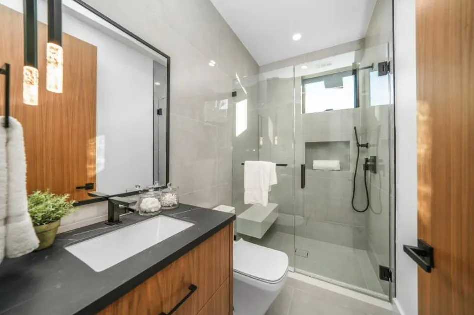 Reliable yard maintenance for beautiful yards across Los Angeles, CA - Home Solution Builder