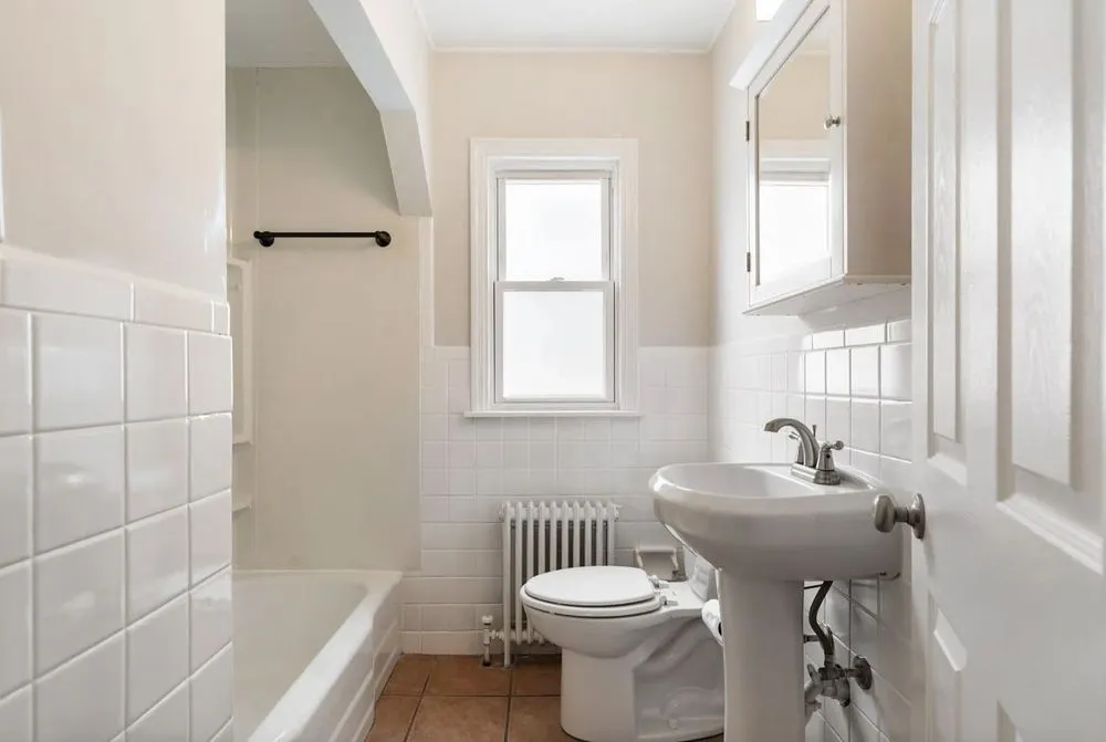 Top-rated yard cleanup service in Old Greenwich, CT by Home Stretch