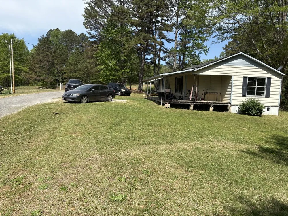 Local yard cleanup service experts serving Belmont, MS - Home to Heaven Concepts