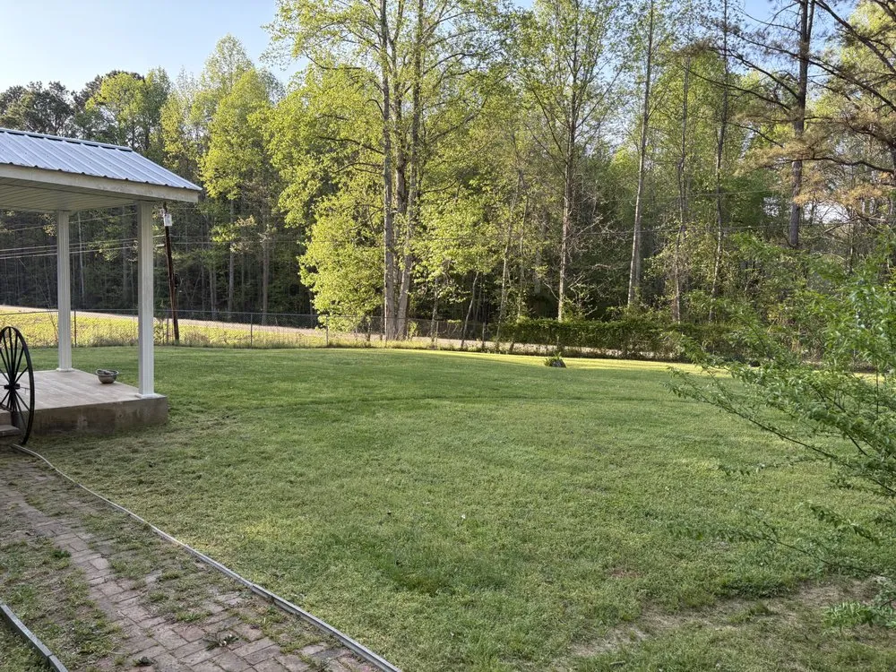 Local lawn care service for homes in Belmont, MS by Home to Heaven Concepts