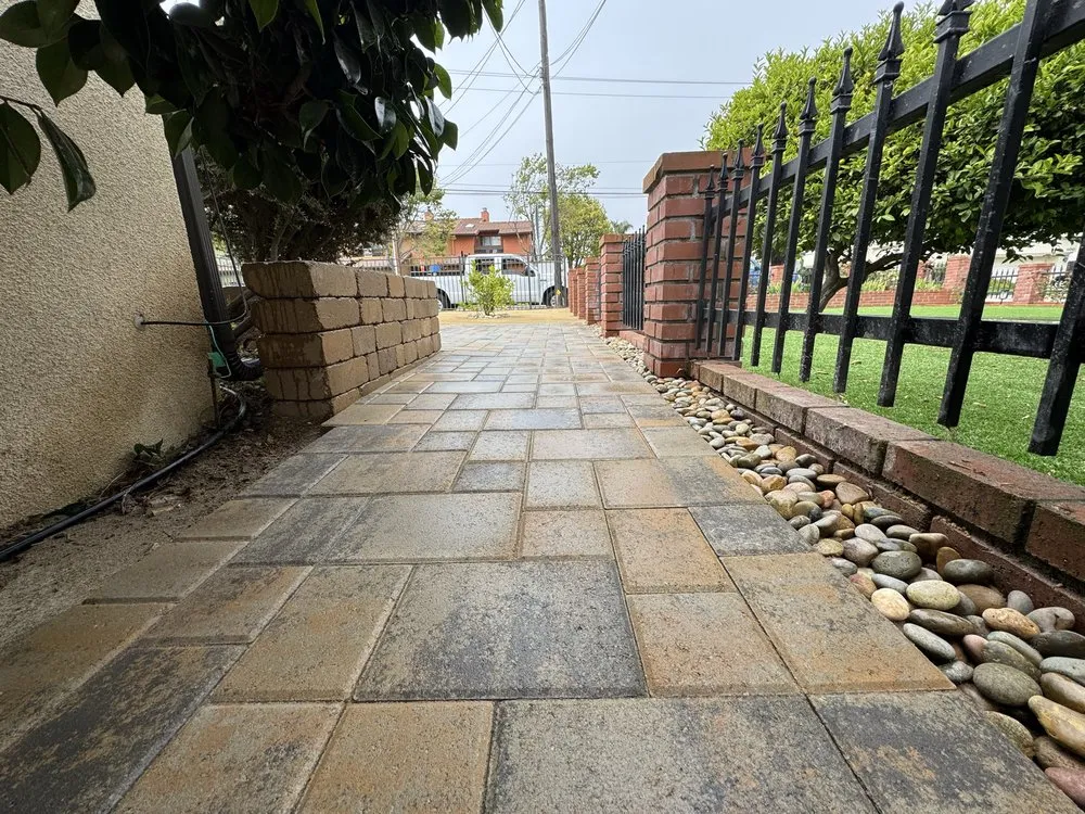 Top-rated lawn care service in San Luis Obispo, CA - Homegrown Havens Building