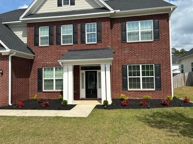 Professional yard cleanup service experts serving Lexington, SC - Homegrown Landscaping & Design