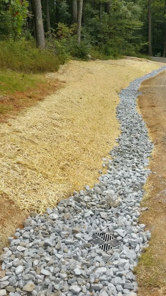 Local lawn care service experts serving Middletown, MD - Homeland Lawn Care