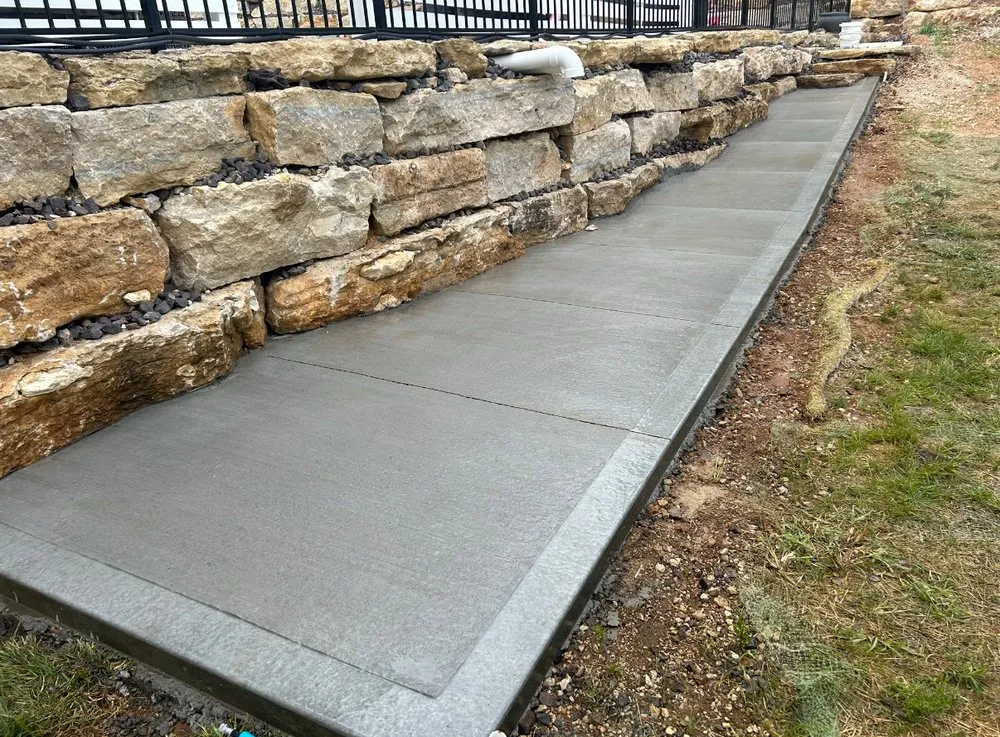 Expert outdoor landscaping in Swansea, IL - Homemaker Outdoors