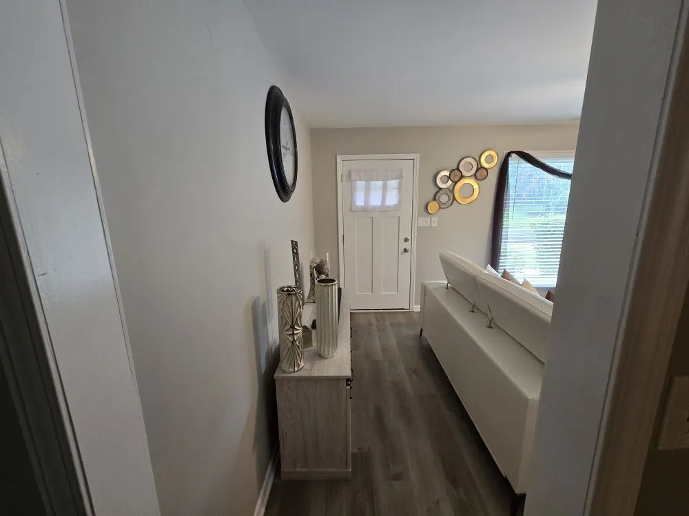 Top-rated lawn mowing service for residential properties in College Park, GA by HomePro service Lmc