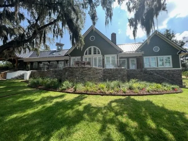 Affordable garden landscaping for homes across Dothan, AL - HomeRun Landscaping