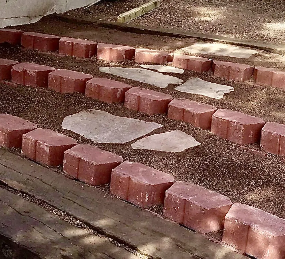 Affordable lawn care service for residential properties in Cottonwood, AZ by Hometown Handyman