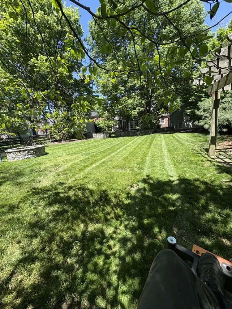 Trusted garden landscaping in Lexington-Fayette, KY by Hometown landscaping