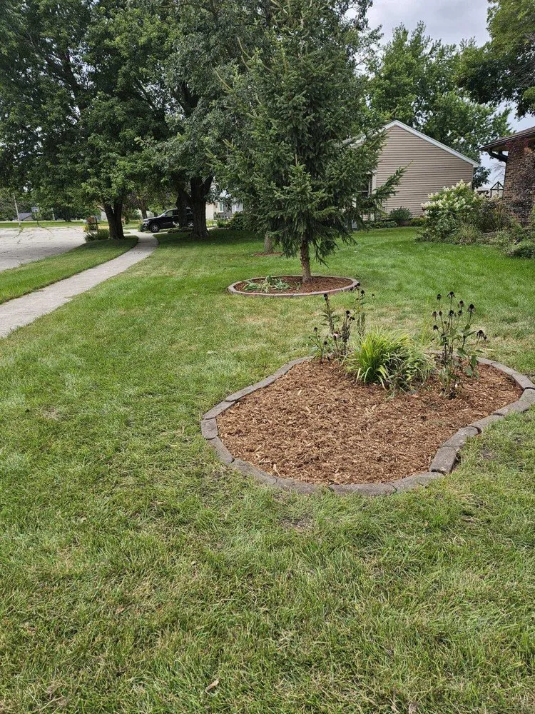 Expert outdoor landscaping in Jewell, IA by Hometown Lawn & Landscaping