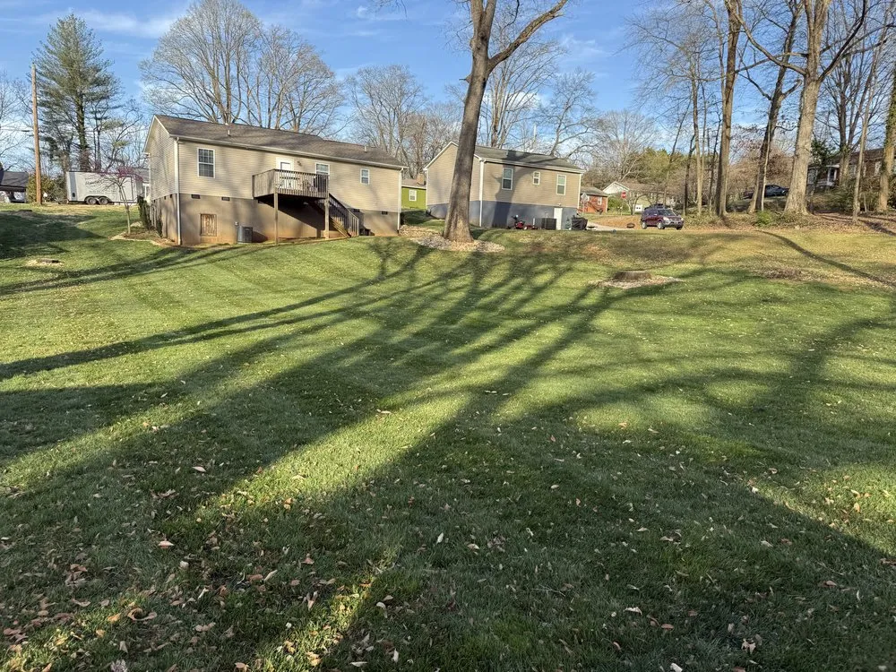 Top-rated residential landscaping experts serving Maryville, TN - Hometown Lawn Care & Landscaping