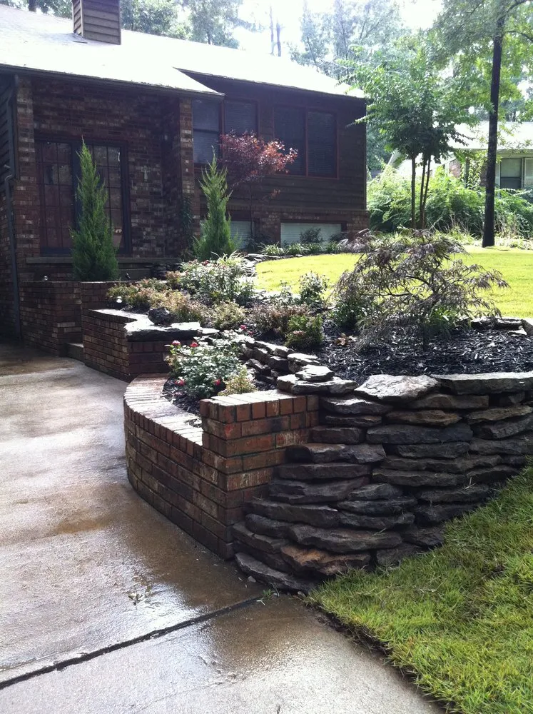 Trusted landscaping services experts serving Jonesboro, AR - Hometown Lawns