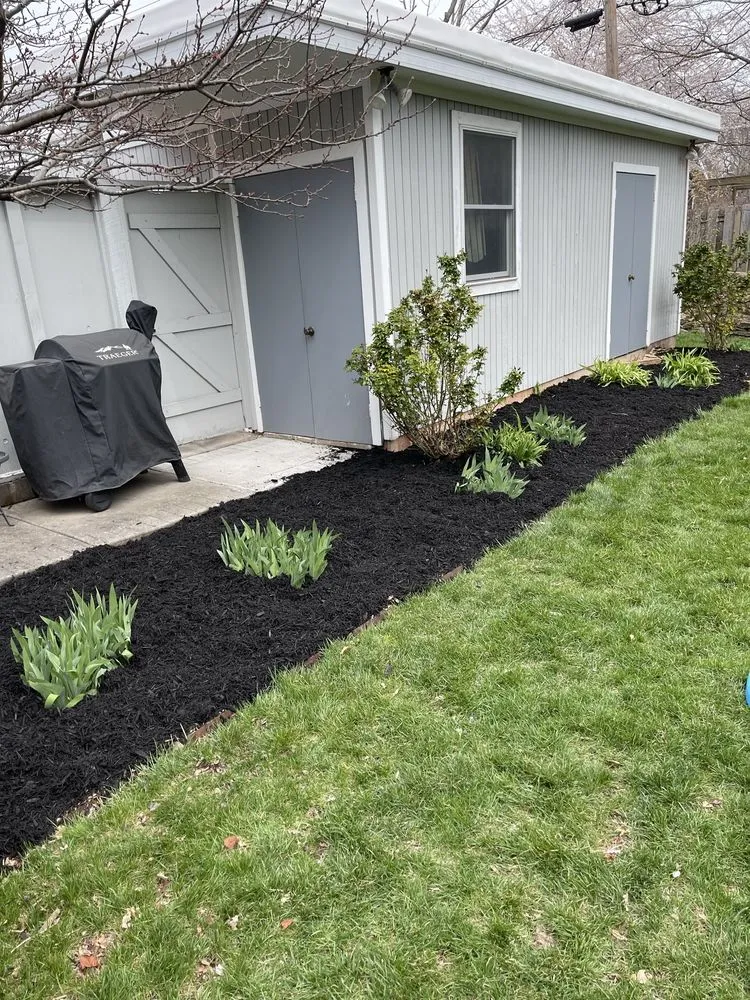 Trusted residential landscaping in Springfield, MO by HomeTown Lawns