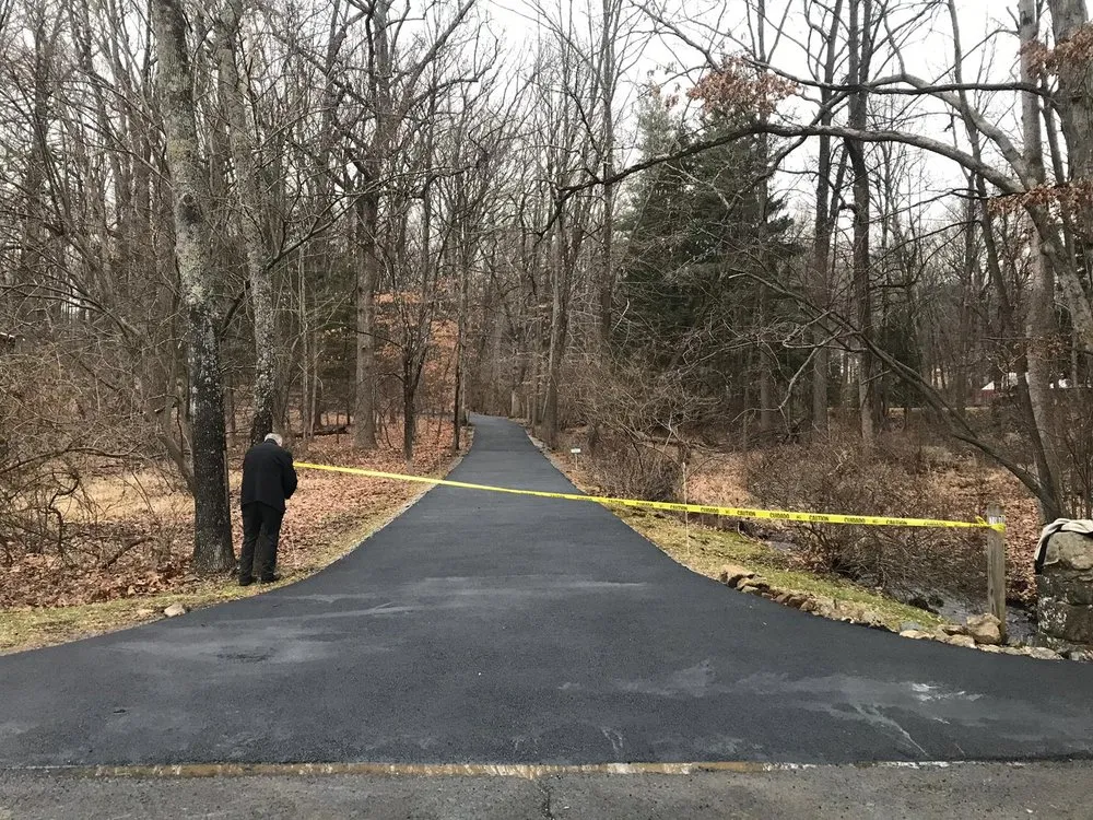 Top-rated yard cleanup service in Aspen Hill, MD by Hometown Paving & Masonry