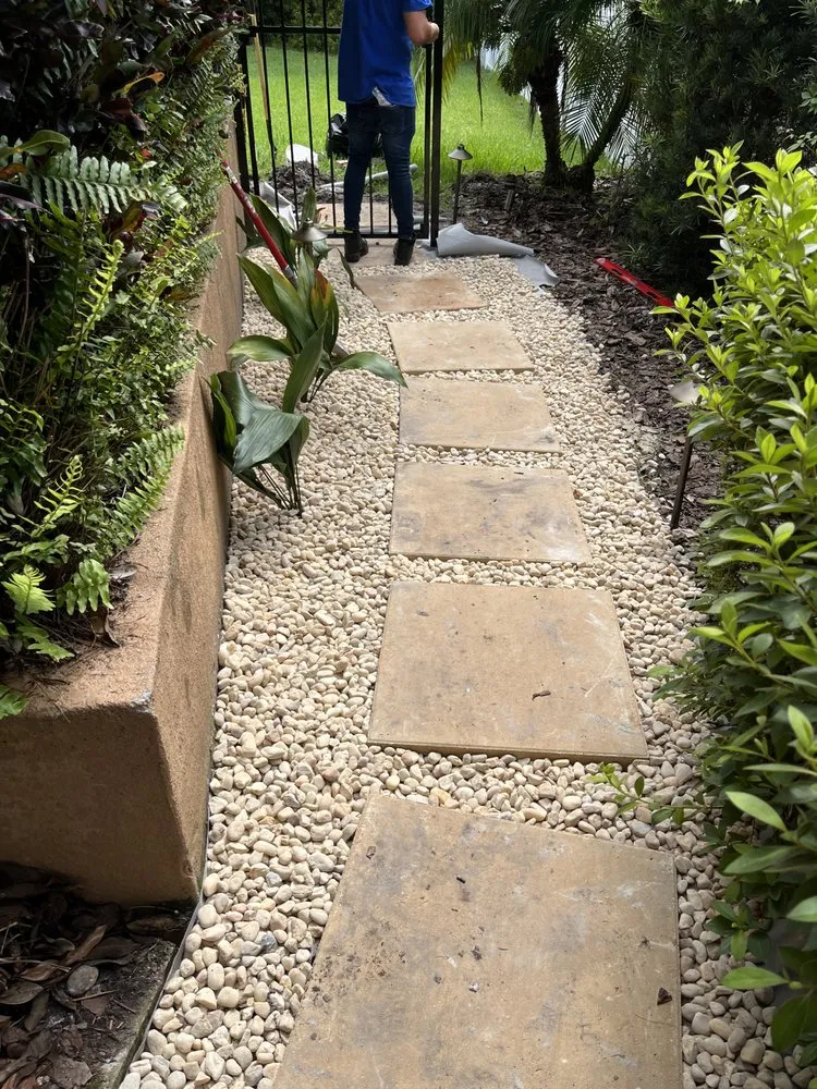 Expert yard maintenance in Orlando, FL by Hometown Professional Services