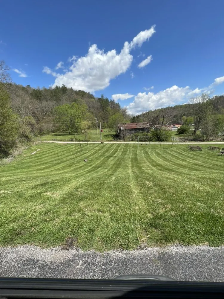 Affordable landscape design for homes across Richmond, KY - Hometown Turf