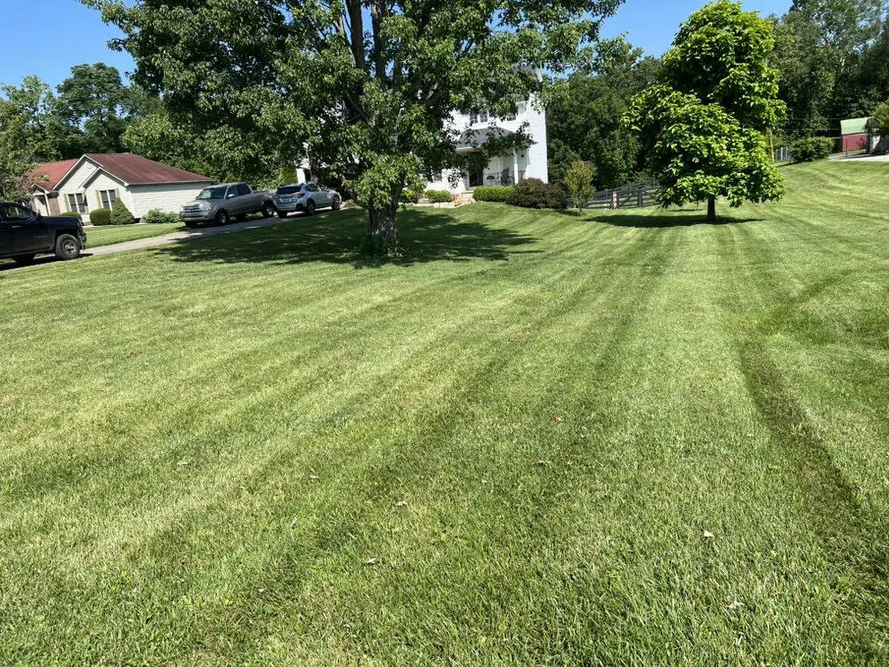 Top-rated outdoor landscaping experts serving Richmond, KY - Hometown Turf