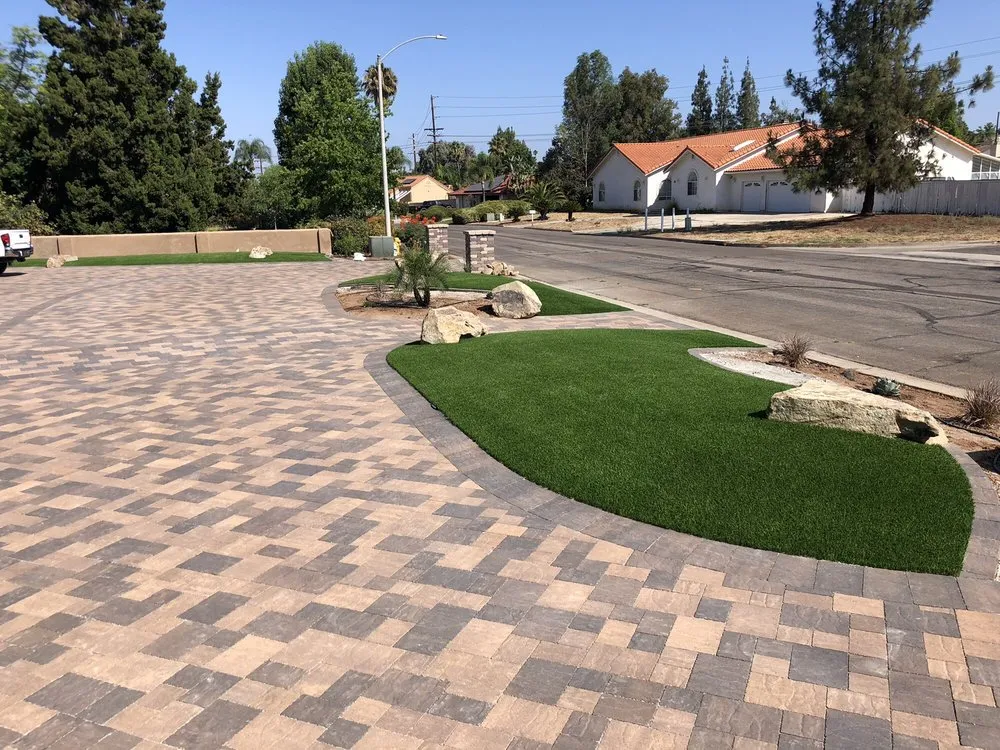 Reliable landscape installation for homes in El Cajon, CA by HomeTurf