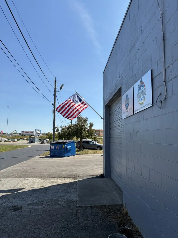 Custom yard cleanup service experts serving Indianapolis, IN - Homeward Environmental