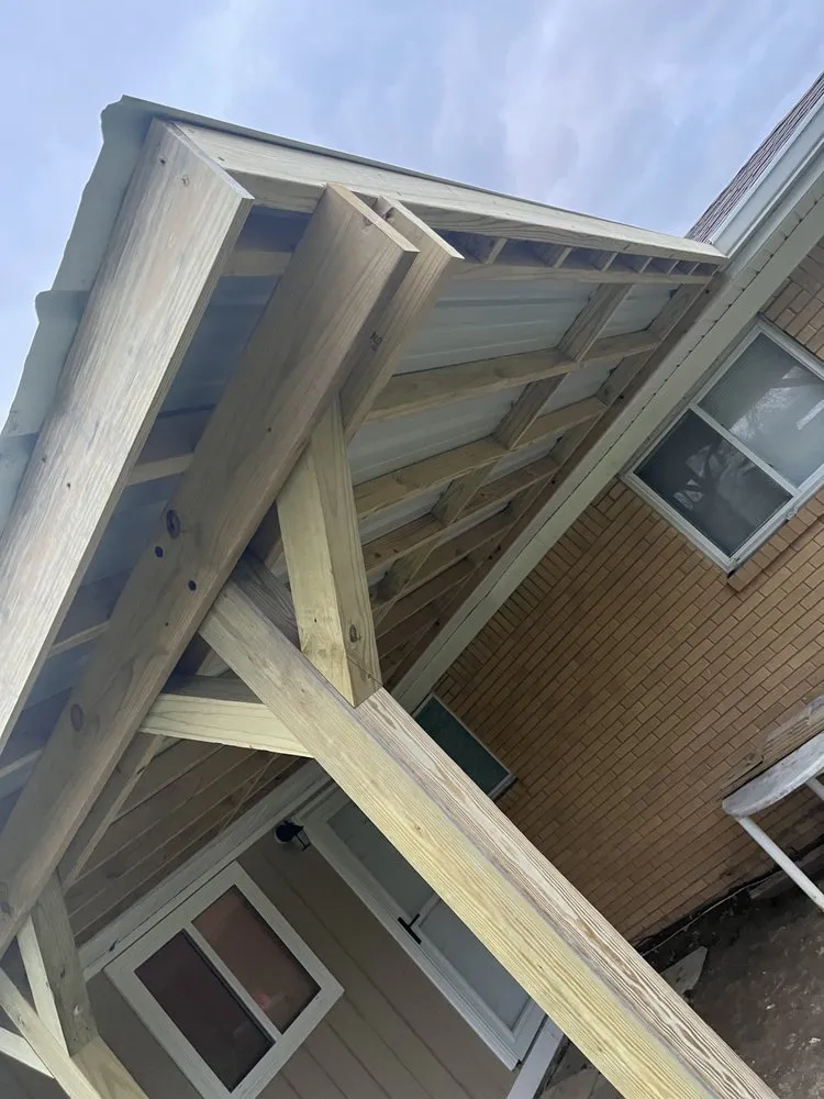 Professional yard maintenance for homes across Indianapolis, IN - Homeward Environmental