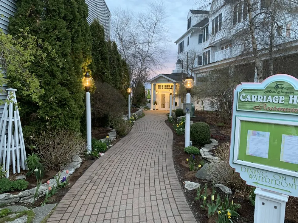 Custom outdoor landscaping for beautiful yards across Oshkosh, WI - Homeworks Real Estate