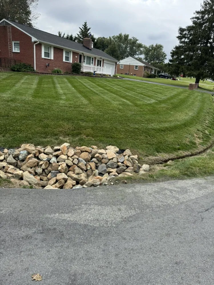 Local garden landscaping in Bel Air, MD by Hommel’s Lawn Care