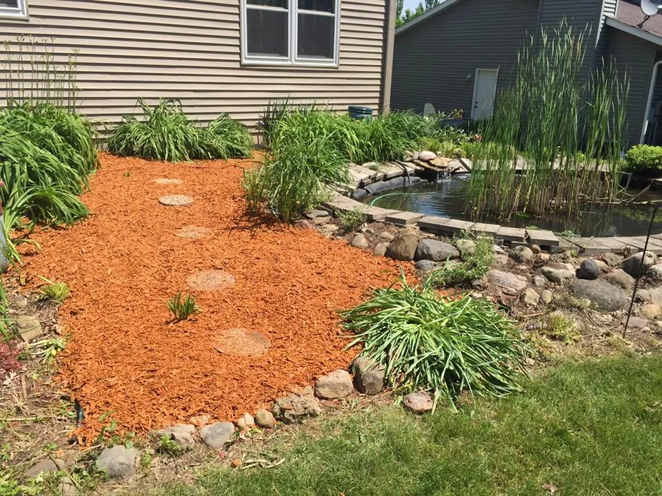 Trusted garden landscaping experts serving Madison, WI - Hondutela Lawncare