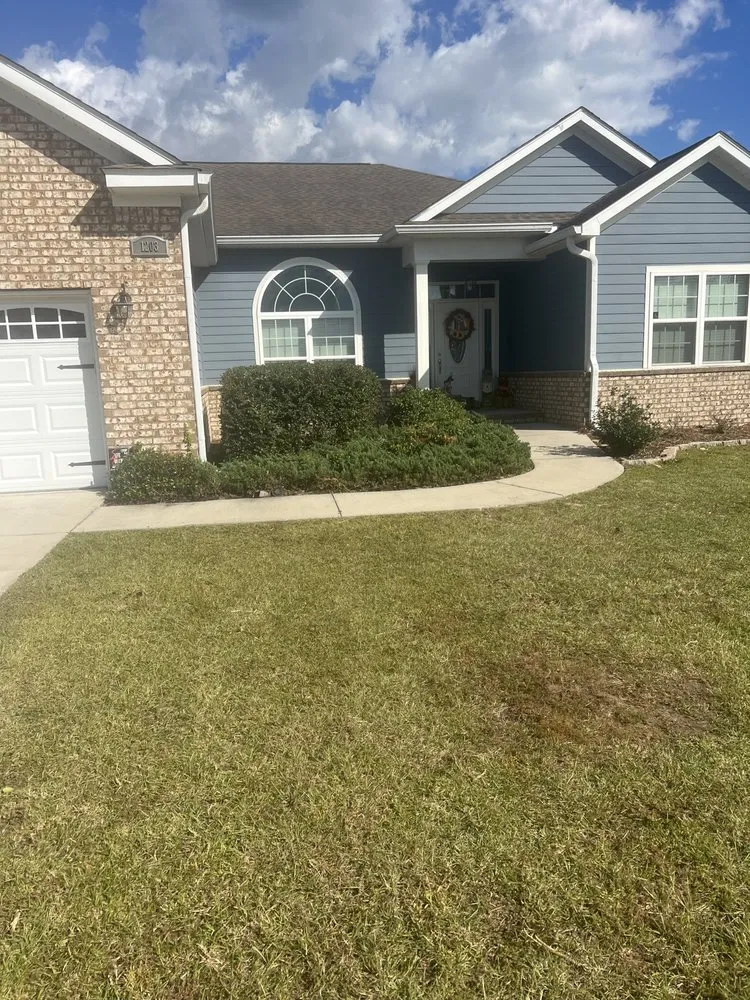 Trusted lawn mowing service experts serving Tallahassee, FL - Honest Living Cuts Lawn Care and Landscape