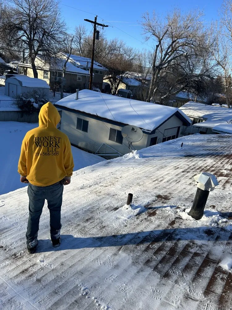 Custom yard maintenance for beautiful yards in Riverton, WY by Honest Work