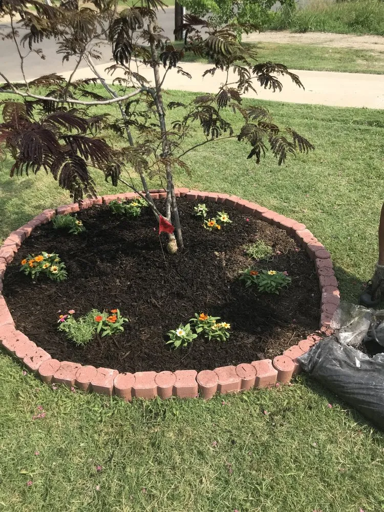 Reliable garden landscaping in Nacogdoches, TX by Honey Badger Landscaping