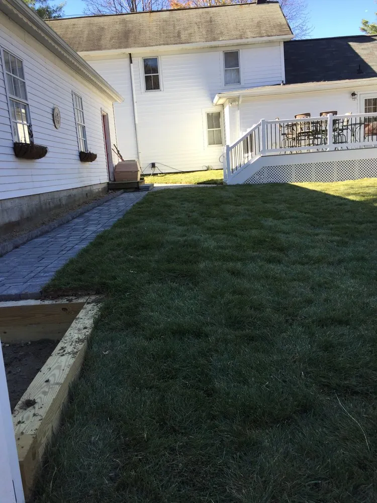 Reliable garden landscaping in Prince Frederick, MD by Honey Cove Landscaping and Tree Services