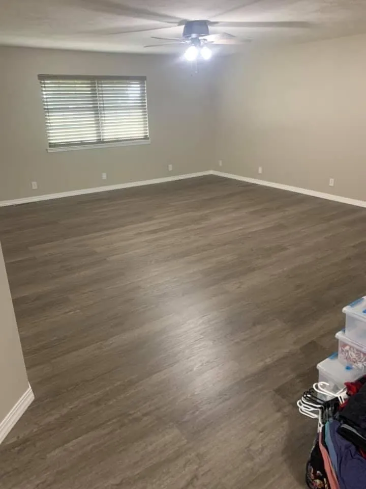 Custom lawn mowing service in Billings, MO by Honey Do Crew