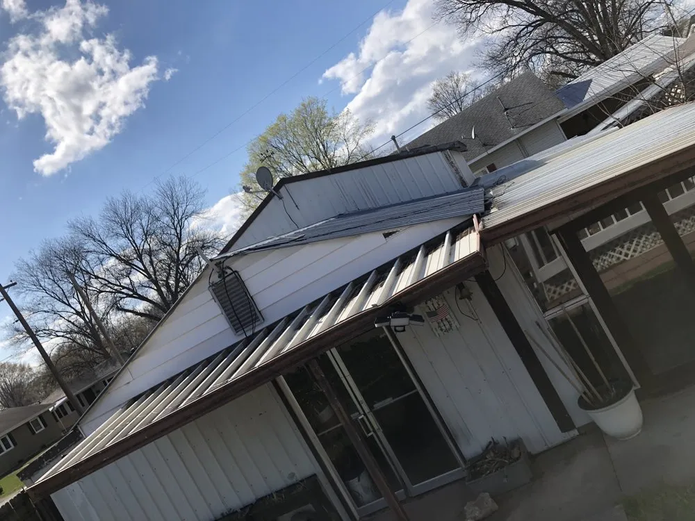 Top-rated yard cleanup service experts serving Chaffee, MO - Honey-Do Krew