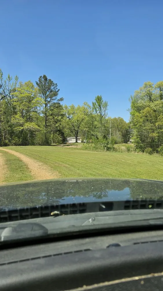 Reliable landscape design with custom design in Glen, MS by Honey Do Lawncare And Landscaping