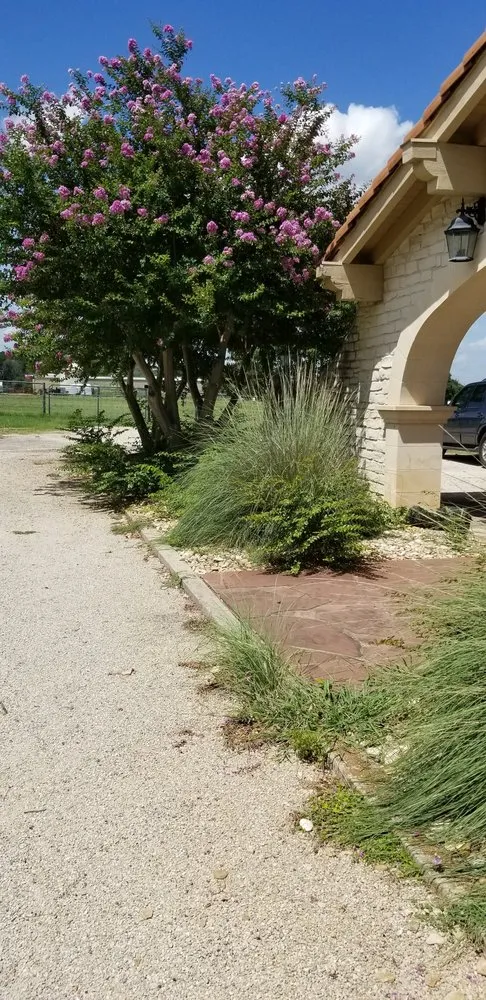 Top-rated garden landscaping in Harker Heights, TX - Honey Do List Helper