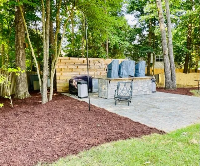 Local yard maintenance experts serving Wingate, NC - Honeycutt Landscaping